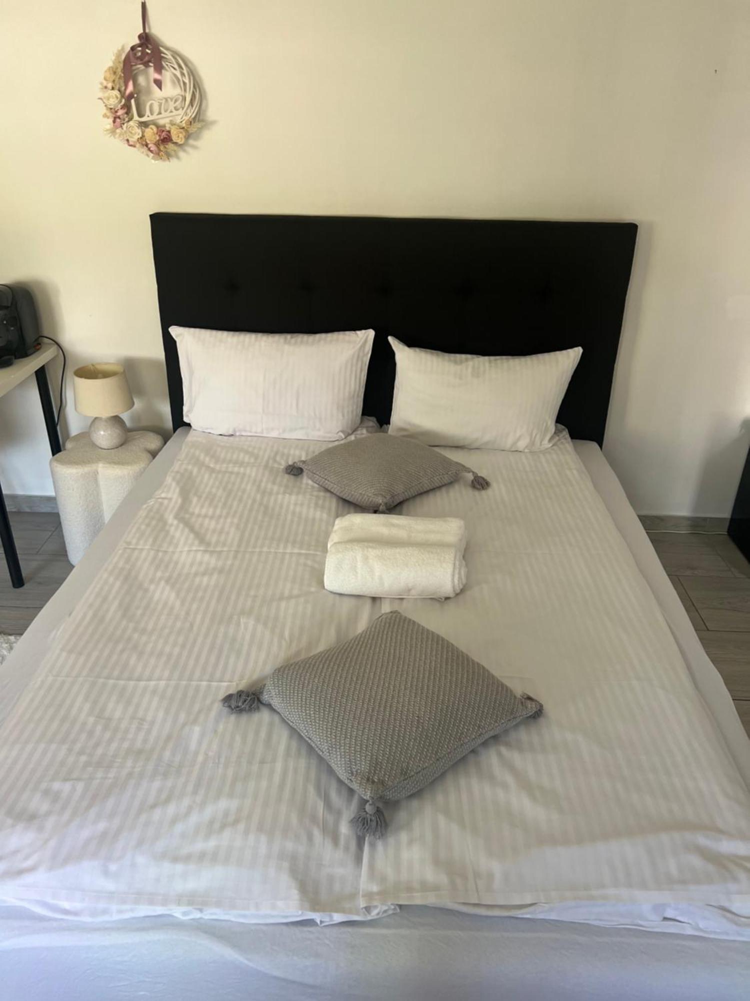 Apartament Stara Piekarnia Tychy Exteriör bild